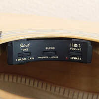 Belcat Iris-​3 Sound Hole Preamp  